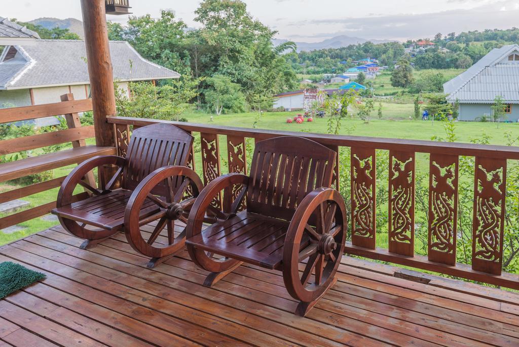 Happy House Backpackers Hostel Pai Buitenkant foto