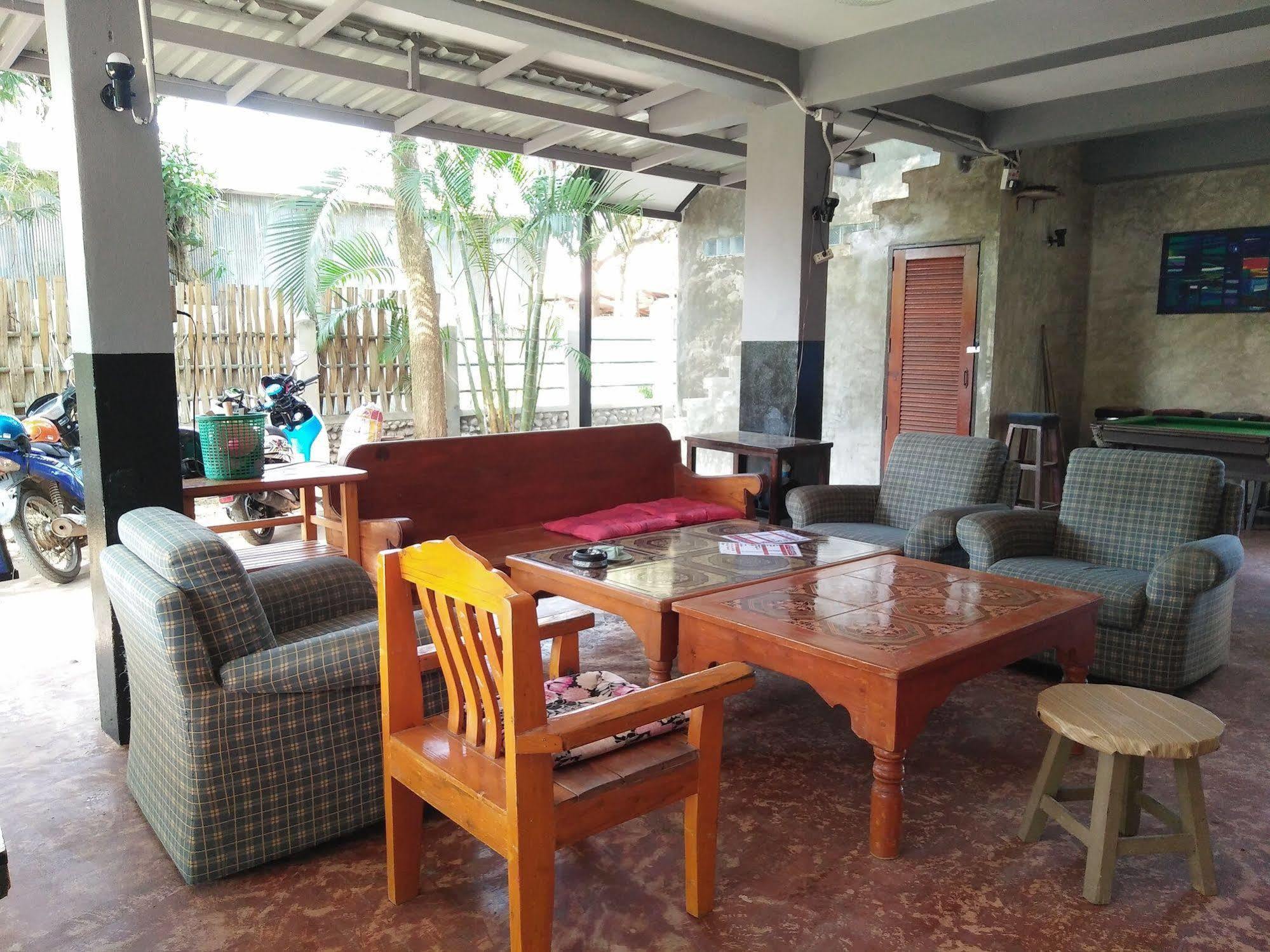 Happy House Backpackers Hostel Pai Buitenkant foto