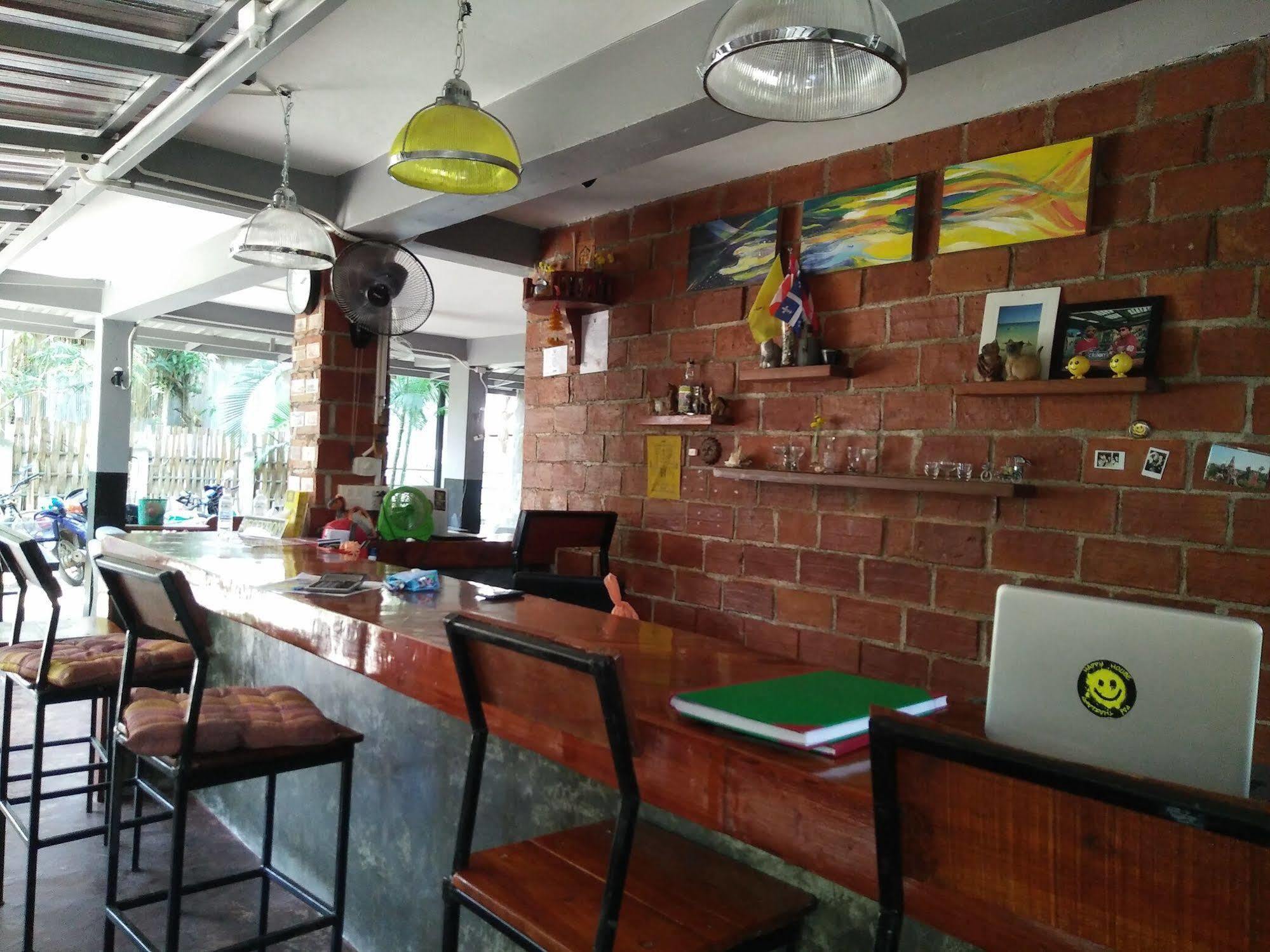 Happy House Backpackers Hostel Pai Buitenkant foto