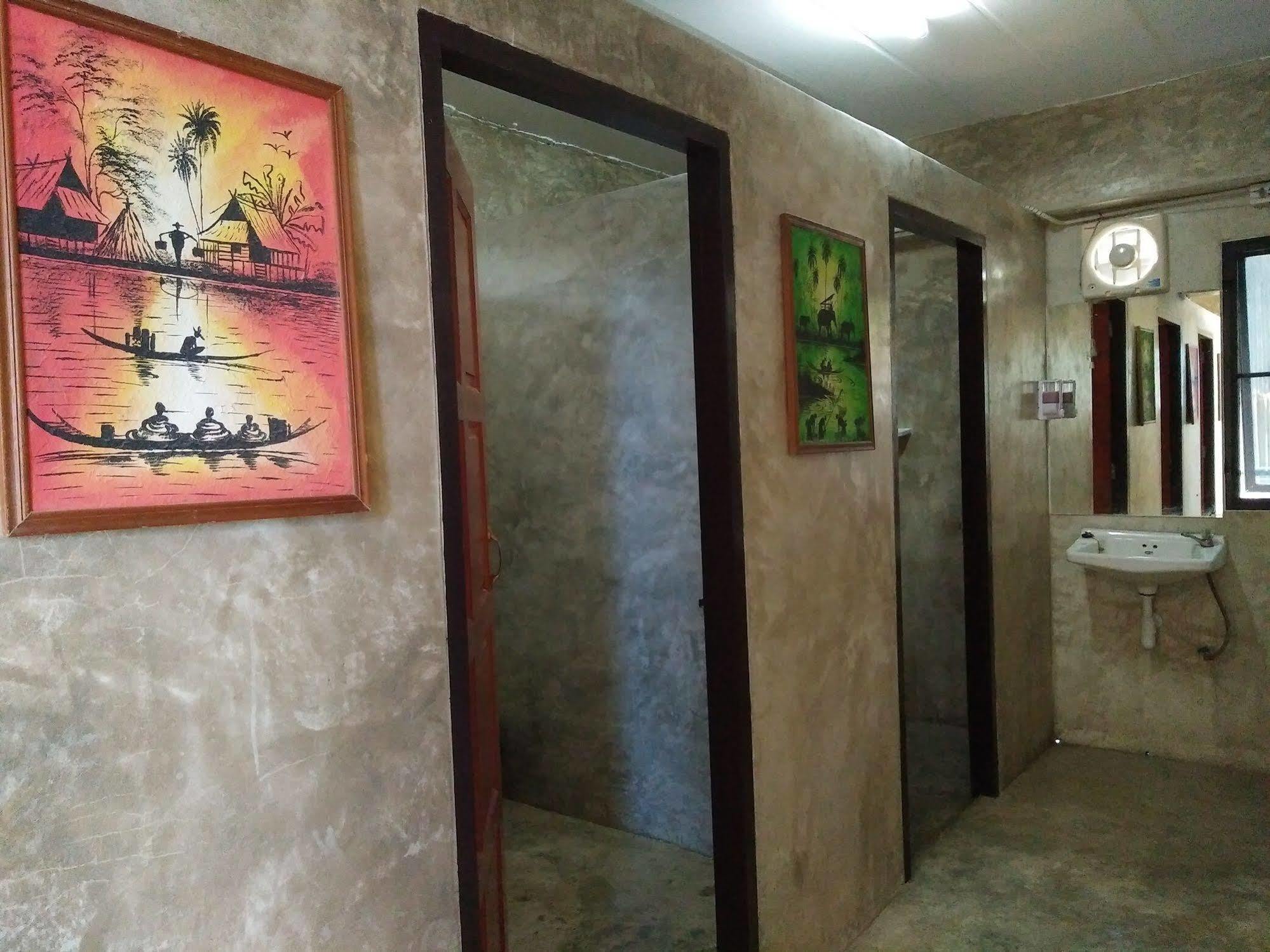 Happy House Backpackers Hostel Pai Buitenkant foto